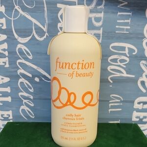 Function of Beauty Coily Hair Conditioner New Bottle 325ml